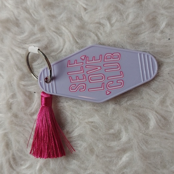 🍓 5/$5 • Target - Picture 1 of 1